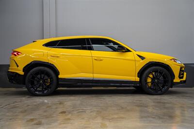 2019 Lamborghini Urus   - Photo 45 - Costa Mesa, CA 92626