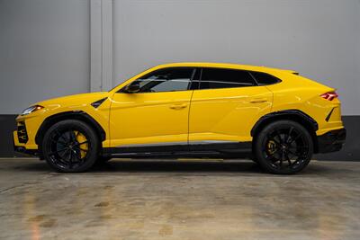 2019 Lamborghini Urus   - Photo 48 - Costa Mesa, CA 92626