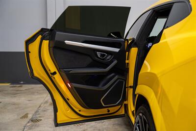 2020 Lamborghini Urus   - Photo 34 - Costa Mesa, CA 92626