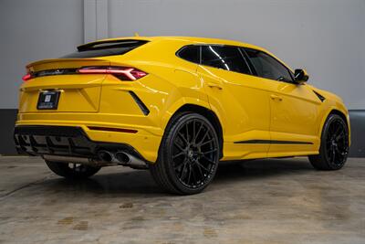 2020 Lamborghini Urus   - Photo 25 - Costa Mesa, CA 92626