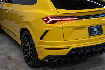 2020 Lamborghini Urus   - Photo 22 - Costa Mesa, CA 92626