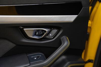 2020 Lamborghini Urus   - Photo 37 - Costa Mesa, CA 92626