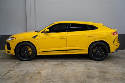 2020 Lamborghini Urus   - Photo 2 - Costa Mesa, CA 92626