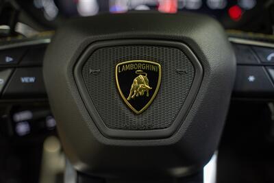 2020 Lamborghini Urus   - Photo 48 - Costa Mesa, CA 92626
