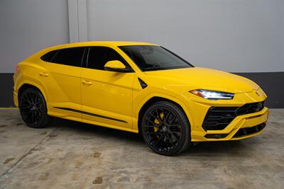 2020 Lamborghini Urus   - Photo 6 - Costa Mesa, CA 92626