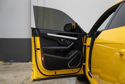 2020 Lamborghini Urus   - Photo 29 - Costa Mesa, CA 92626