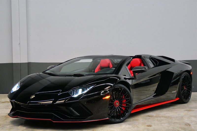 2019 Lamborghini Aventador LP 740-4 S  