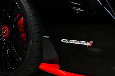2019 Lamborghini Aventador LP 740-4 S   - Photo 40 - Costa Mesa, CA 92626