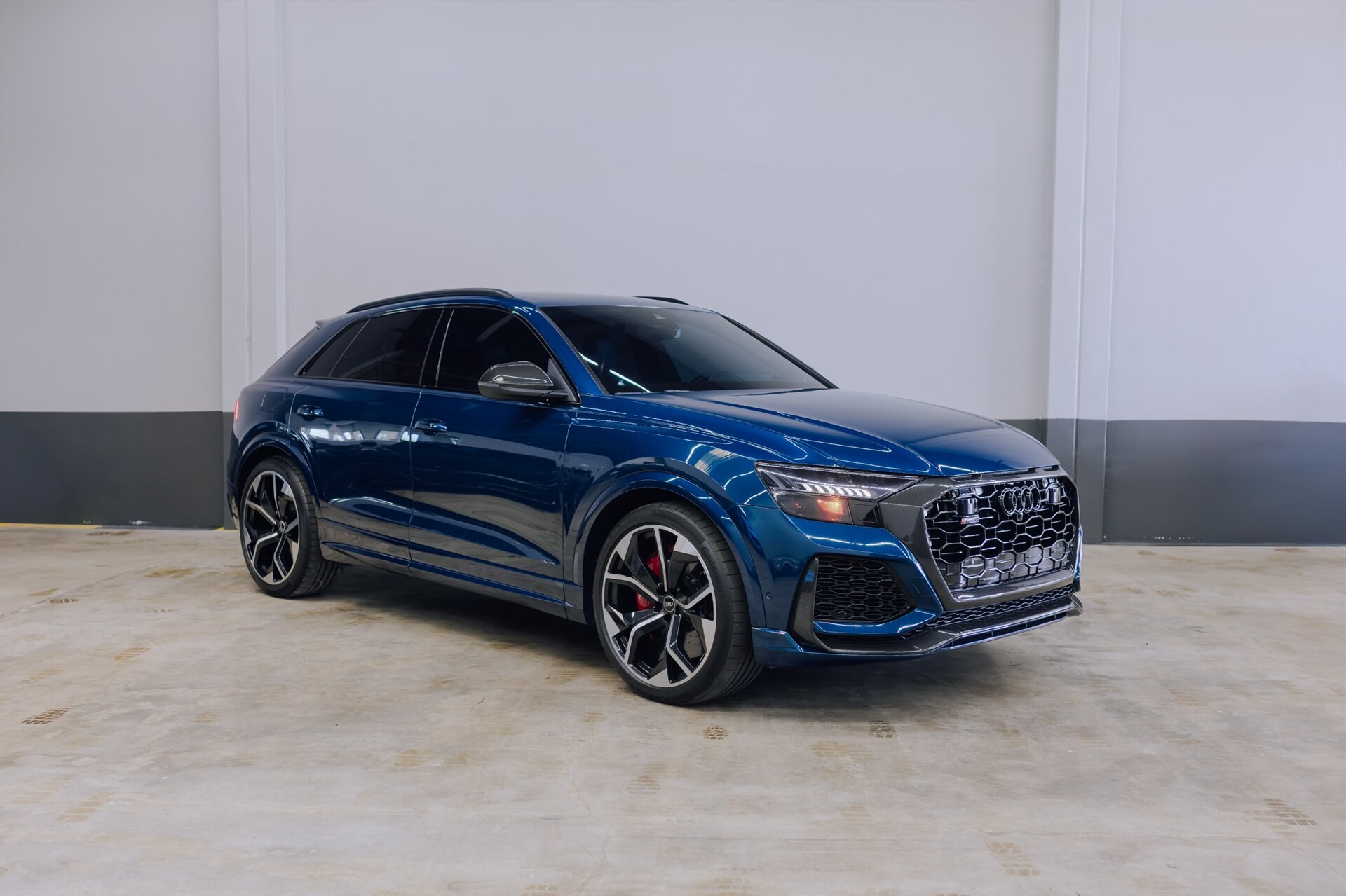 2021 Audi RS Q8 4.0T quattro   - Photo 1 - Costa Mesa, CA 92626
