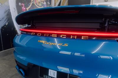 2021 Porsche 911 Targa 4S   - Photo 14 - Costa Mesa, CA 92627