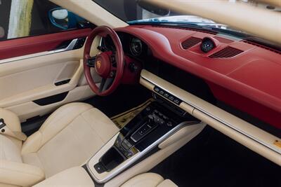 2021 Porsche 911 Targa 4S   - Photo 63 - Costa Mesa, CA 92627