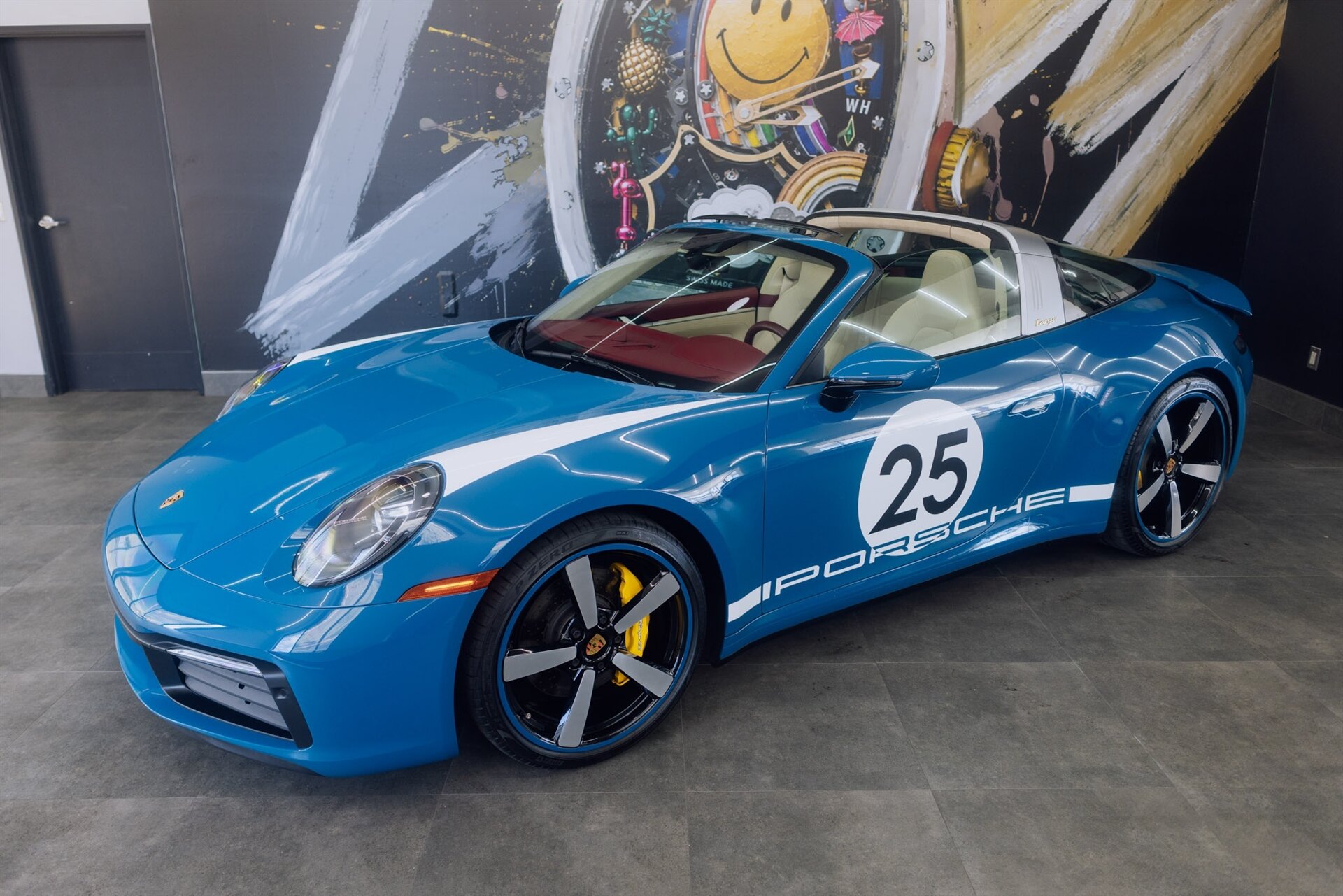 2021 Porsche 911 Targa 4S   - Photo 1 - Costa Mesa, CA 92627