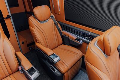 2023 Mercedes-Benz Sprinter 2500   - Photo 19 - Costa Mesa, CA 92627