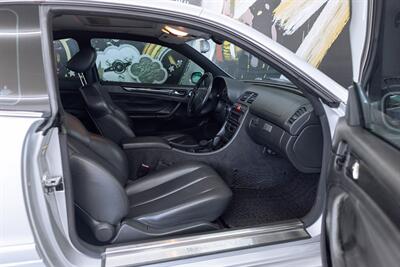 2001 Mercedes-Benz CLK CLK 55 AMG   - Photo 14 - Costa Mesa, CA 92627
