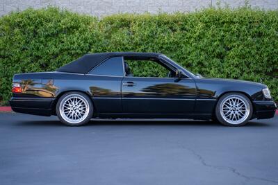 1995 Mercedes-Benz E 320   - Photo 8 - Costa Mesa, CA 92626