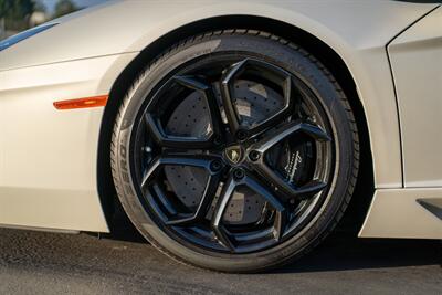 2012 Lamborghini Aventador LP 700-4   - Photo 38 - Costa Mesa, CA 92626