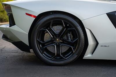 2012 Lamborghini Aventador LP 700-4   - Photo 40 - Costa Mesa, CA 92626