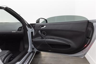 2011 Audi R8 4.2 quattro Spyder   - Photo 47 - Costa Mesa, CA 92626