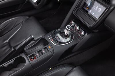 2011 Audi R8 4.2 quattro Spyder   - Photo 41 - Costa Mesa, CA 92626