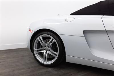 2011 Audi R8 4.2 quattro Spyder   - Photo 33 - Costa Mesa, CA 92626