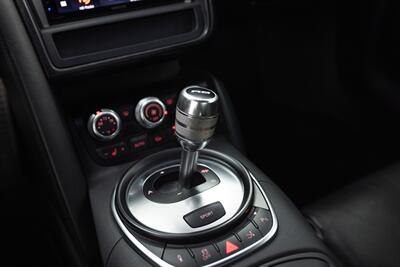 2011 Audi R8 4.2 quattro Spyder   - Photo 12 - Costa Mesa, CA 92626