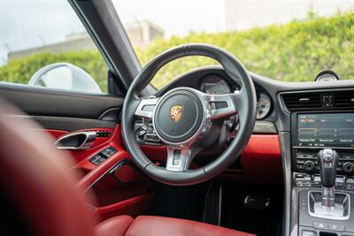 2016 Porsche 911 Turbo   - Photo 24 - Costa Mesa, CA 92626