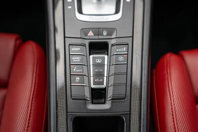 2016 Porsche 911 Turbo   - Photo 50 - Costa Mesa, CA 92626