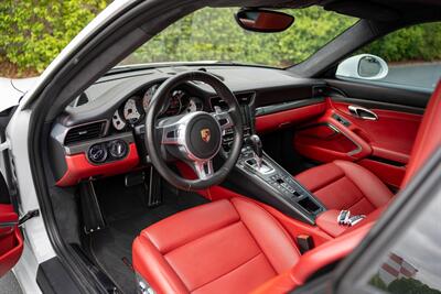 2016 Porsche 911 Turbo   - Photo 19 - Costa Mesa, CA 92626