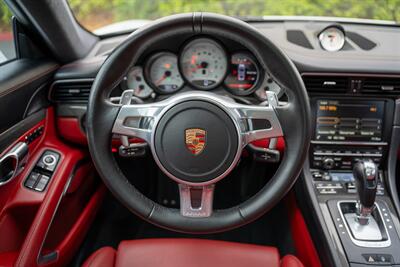 2016 Porsche 911 Turbo   - Photo 12 - Costa Mesa, CA 92626