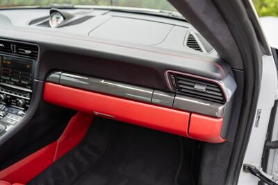 2016 Porsche 911 Turbo   - Photo 84 - Costa Mesa, CA 92626