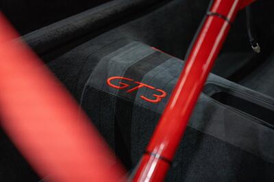 2018 Porsche 911 GT3   - Photo 51 - Costa Mesa, CA 92626