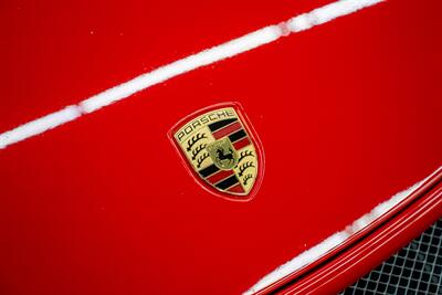 2018 Porsche 911 GT3   - Photo 38 - Costa Mesa, CA 92626