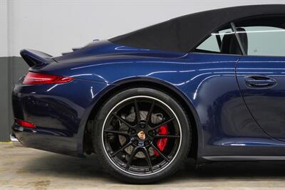 2014 Porsche 911 Carrera 4S   - Photo 33 - Costa Mesa, CA 92626