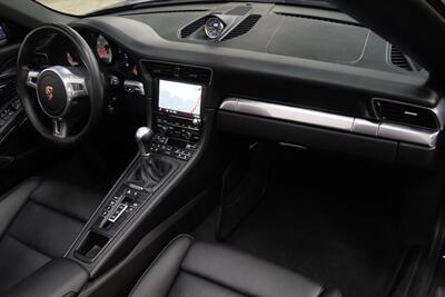 2014 Porsche 911 Carrera 4S   - Photo 43 - Costa Mesa, CA 92626