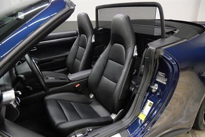 2014 Porsche 911 Carrera 4S   - Photo 30 - Costa Mesa, CA 92626