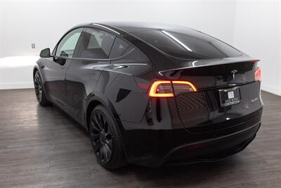 2022 Tesla Model Y Performance   - Photo 81 - Costa Mesa, CA 92626