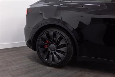 2022 Tesla Model Y Performance   - Photo 12 - Costa Mesa, CA 92626