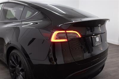 2022 Tesla Model Y Performance   - Photo 75 - Costa Mesa, CA 92626