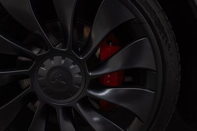 2022 Tesla Model Y Performance   - Photo 35 - Costa Mesa, CA 92626