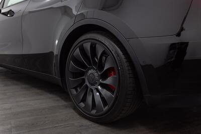 2022 Tesla Model Y Performance   - Photo 77 - Costa Mesa, CA 92626