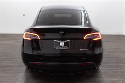 2022 Tesla Model Y Performance   - Photo 56 - Costa Mesa, CA 92626