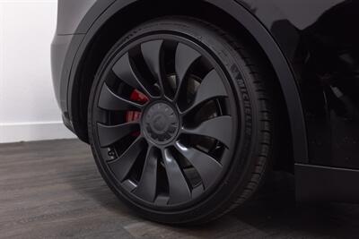 2022 Tesla Model Y Performance   - Photo 13 - Costa Mesa, CA 92626