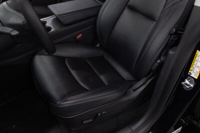 2022 Tesla Model Y Performance   - Photo 41 - Costa Mesa, CA 92626