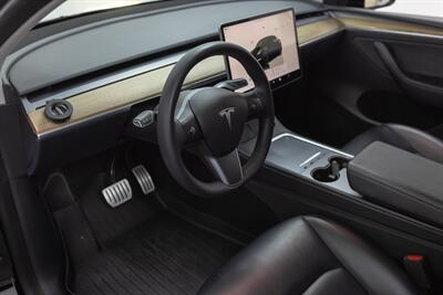 2022 Tesla Model Y Performance   - Photo 66 - Costa Mesa, CA 92626