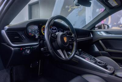 2021 Porsche 911 Turbo   - Photo 89 - Costa Mesa, CA 92627