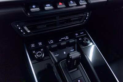 2021 Porsche 911 Turbo   - Photo 61 - Costa Mesa, CA 92627