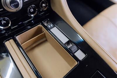 2009 Aston Martin V8 Vantage   - Photo 37 - Costa Mesa, CA 92627