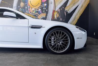 2009 Aston Martin V8 Vantage   - Photo 8 - Costa Mesa, CA 92627