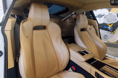 2009 Aston Martin V8 Vantage   - Photo 23 - Costa Mesa, CA 92627