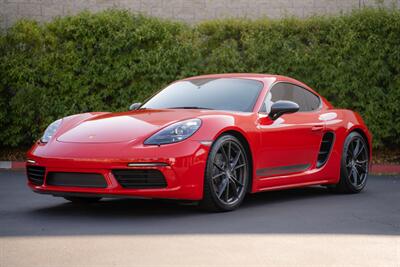 2022 Porsche 718 Cayman T   - Photo 13 - Costa Mesa, CA 92626